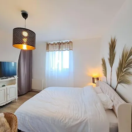 Faro, Vue Sur La Cathédrale Apartamento Reims